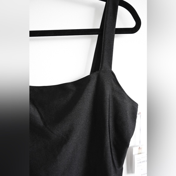 Good American Compression Shine Bodysuit New With Tags - Picture 8 of 11